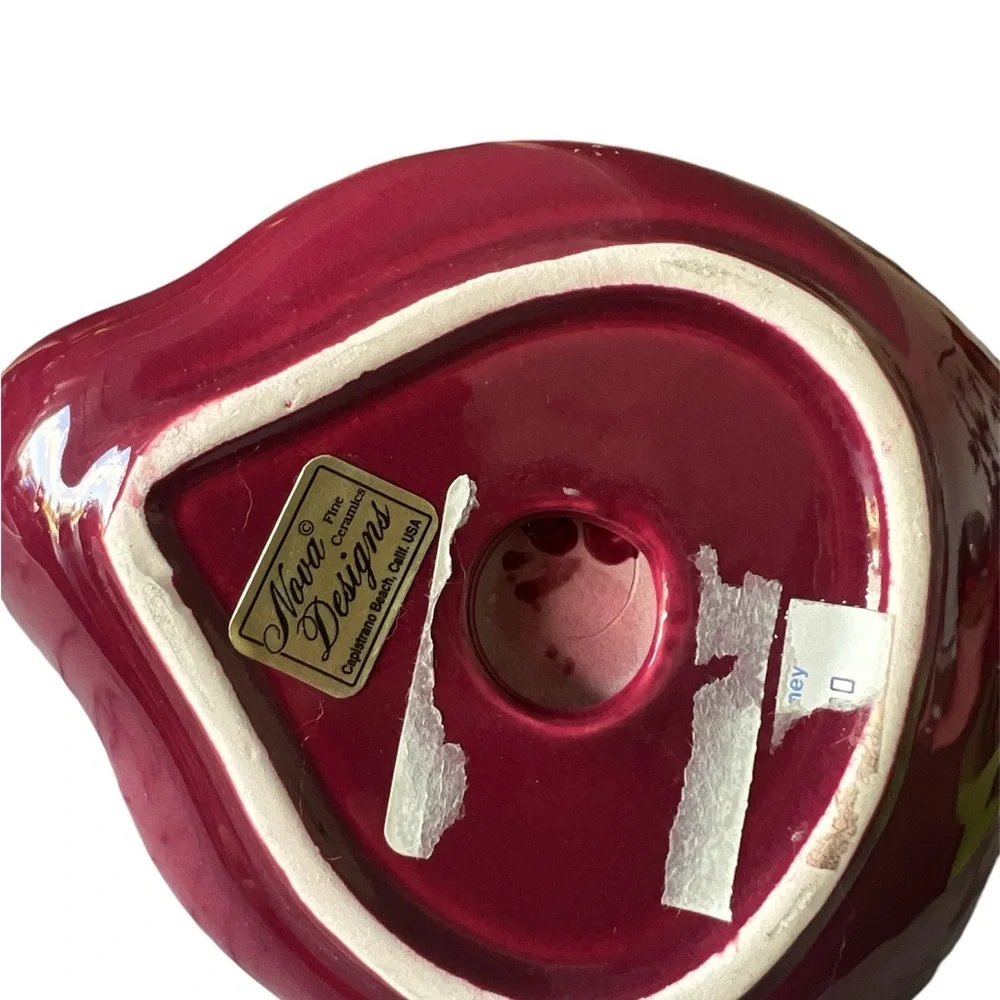 Vintage Nova Designs Bathroom Swan Towel Holder Maroon Burgundy